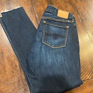 Girls Lucky Brand skinny jeans. Size 0/25. New w/o tag. Never worn. Fringe hem